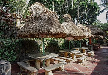 9 Waves Picnic Hut Umbrella